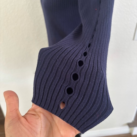 Chic Navy Women's Crew Neck Sweater - Picture 3 of 11